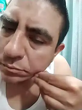 Manuel3910 online show from May 5, 3:36 am