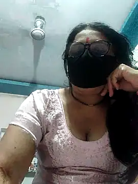 Snapshot of purvi46 chatting on April 7, 6:47 am purvi46 online show from April 7, 6:47 am