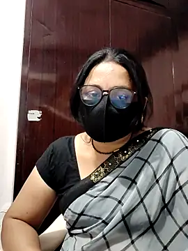 Snapshot of purvi46 chatting on April 12, 4:56 pm purvi46 online show from April 12, 4:56 pm