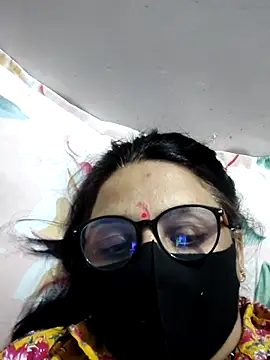 Snapshot of purvi46 chatting on April 23, 5:59 pm purvi46 online show from April 23, 5:59 pm