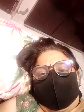 Snapshot of purvi46 chatting on April 28, 7:08 pm purvi46 online show from April 28, 7:08 pm