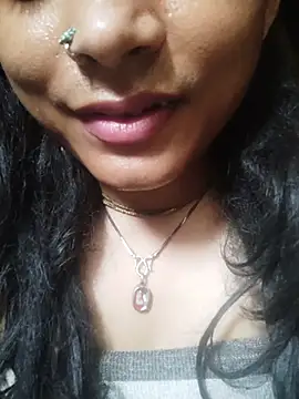 SweetTsAngel online show from April 19, 7:18 am