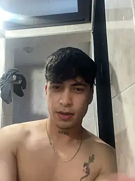 Snapshot of nico_herrera__ chatting on July 1, 11:04 pm nico herrera online show from July 1, 11:04 pm