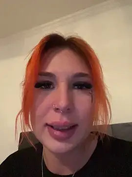 devilinhereyes online show from April 2, 6:27 pm