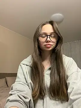 NIKAGPT online show from April 12, 7:52 pm