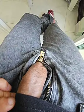 Snapshot of orate1919 chatting on June 30, 9:27 pm orate1919 online show from June 30, 9:27 pm