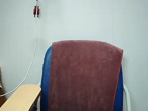 Snapshot of Lyna_2k chatting on May 9, 5:18 pm Lyna 2k online show from May 9, 5:18 pm
