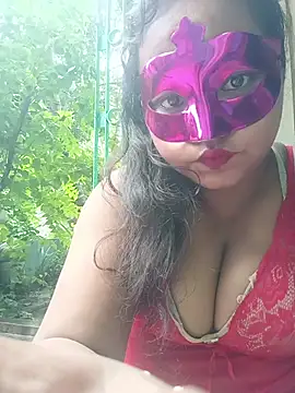Naina1994 online show from July 28, 7:04 am