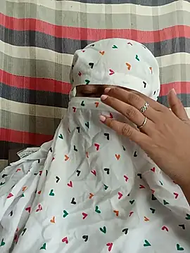 Snapshot of sapan_sexe chatting on June 27, 5:45 am sapan sexe online show from June 27, 5:45 am