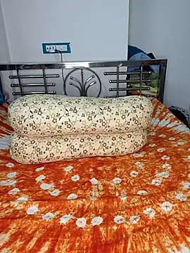Snapshot of CamGirl_Neha chatting on July 21, 8:33 pm CamGirl Neha online show from July 21, 8:33 pm