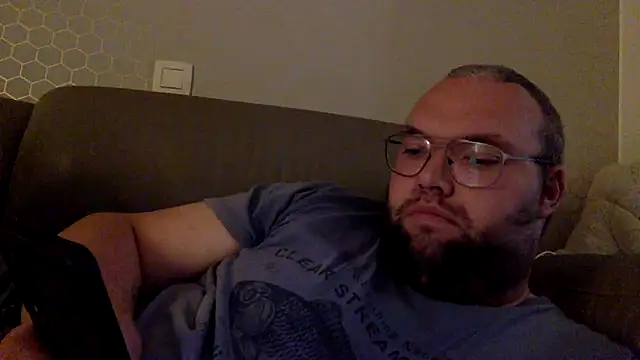 Snapshot of Jokke98 chatting on March 30, 7:59 pm Jokke98 online show from March 30, 7:59 pm