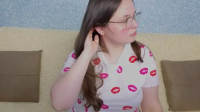 Snapshot of SofiDreamm chatting on May 28, 7:22 pm SofiDreamm online show from May 28, 7:22 pm