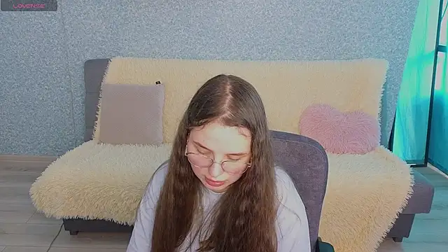 Snapshot of SofiDreamm chatting on June 8, 3:01 pm SofiDreamm online show from June 8, 3:01 pm
