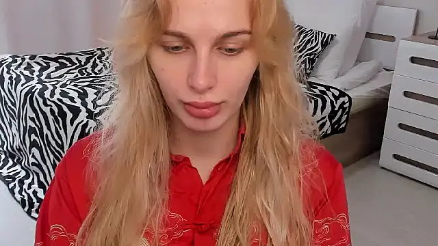 blonde  flirt online show from April 23, 12:04 pm