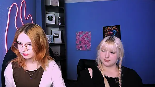 Snapshot of callmevivien chatting on April 15, 7:32 pm callmevivien online show from April 15, 7:32 pm