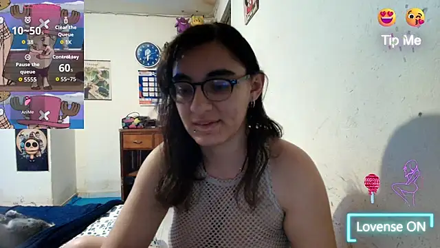 Snapshot of Ellaa_honey chatting on June 13, 11:13 pm Ellaa honey online show from June 13, 11:13 pm