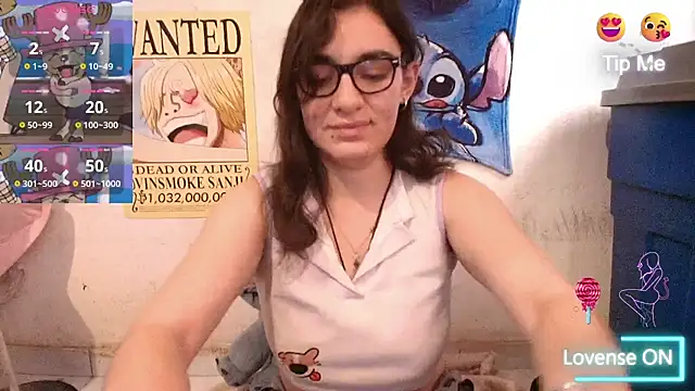 Snapshot of Ellaa_honey chatting on June 24, 7:35 pm Ellaa honey online show from June 24, 7:35 pm