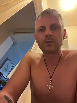 ChiefApron5 online show from June 23, 3:32 pm