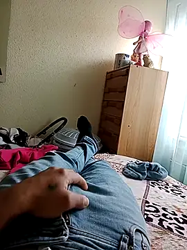 maicolvalejo4444 online show from April 5, 2:36 pm