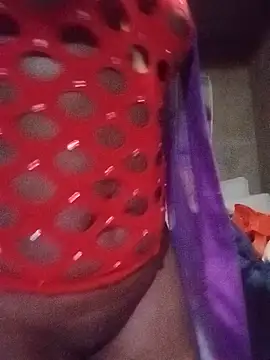 Snapshot of Naughtygrany chatting on June 4, 6:47 pm Naughtygrany online show from June 4, 6:47 pm