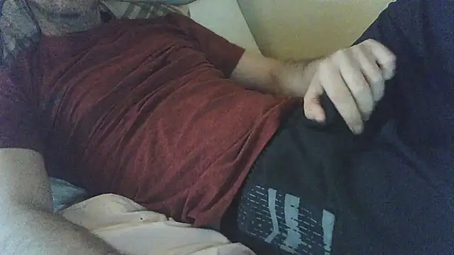 Snapshot of miguel_edg01 chatting on April 30, 12:22 pm miguel edg01 online show from April 30, 12:22 pm