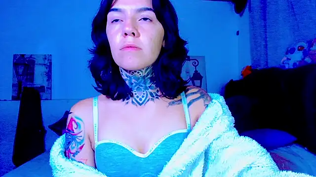 LannieGonzales online show from May 13, 2:25 pm