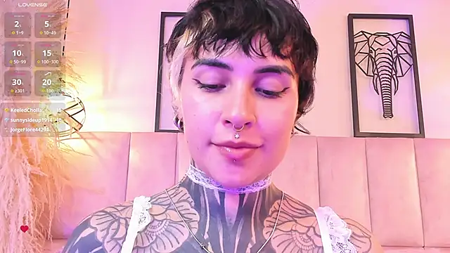 Luana fiore online show from May 16, 7:45 pm