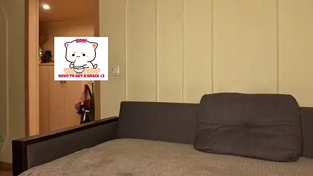 luvmp4 online show from March 31, 6:03 am