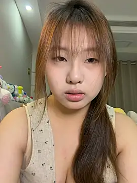 xx132546 online show from May 8, 12:54 pm