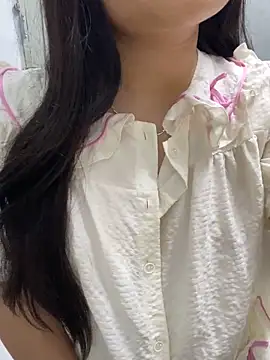 Rosecute11 online show from May 10, 5:34 am