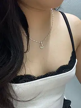 Rosecute11 online show from May 21, 12:34 pm