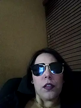 Aurora Luz001 online show from April 1, 6:58 am