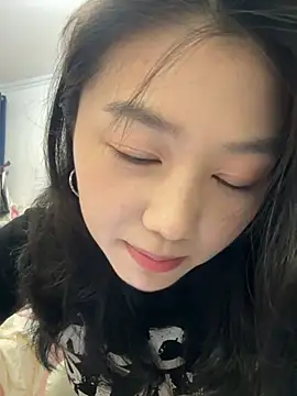 Shanshan 1267 online show from June 6, 11:04 am