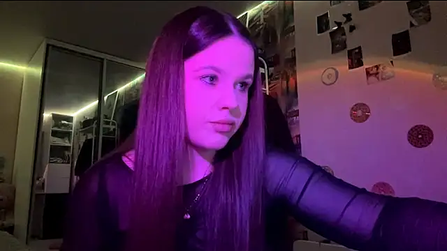 FordedCrier online show from April 8, 6:08 pm