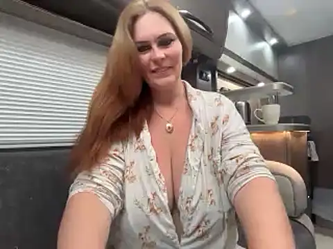 Snapshot of BustySwingingSlut chatting on May 12, 8:11 am BustySwingingSlut online show from May 12, 8:11 am