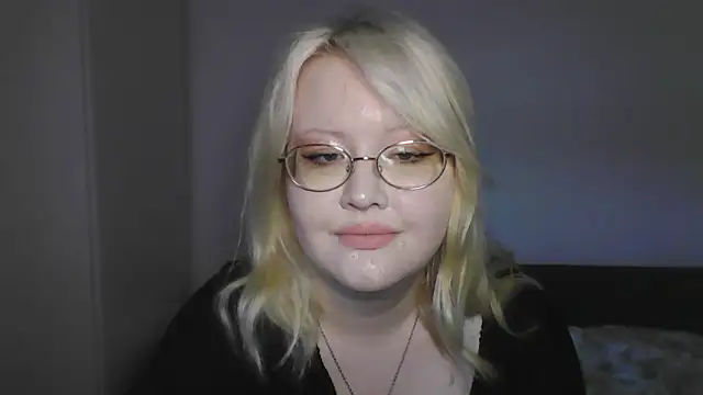 Elayne Sweet online show from April 28, 6:07 am