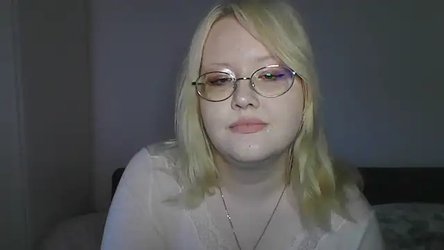 Elayne Sweet online show from April 29, 6:17 am