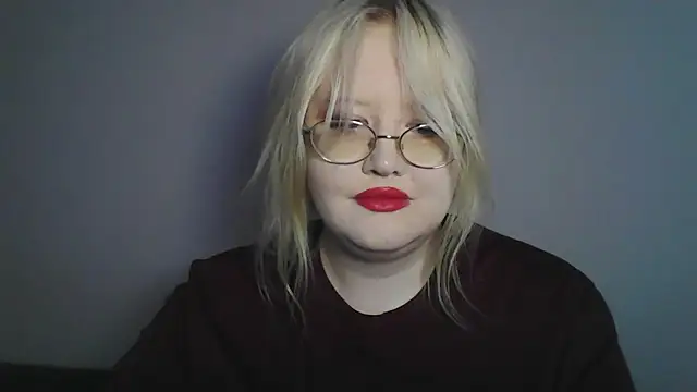 Snapshot of Elayne_Sweet chatting on June 27, 6:07 am Elayne Sweet online show from June 27, 6:07 am