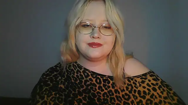 Snapshot of Elayne_Sweet chatting on July 3, 6:09 am Elayne Sweet online show from July 3, 6:09 am
