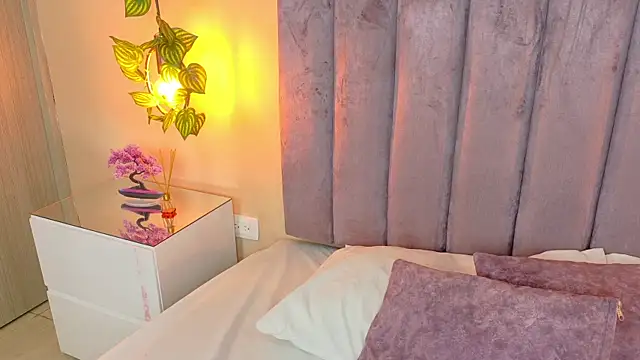 angelicaa garcia online show from May 8, 11:59 am