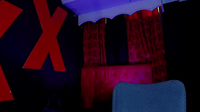 AlanFox1 online show from June 25, 12:20 pm