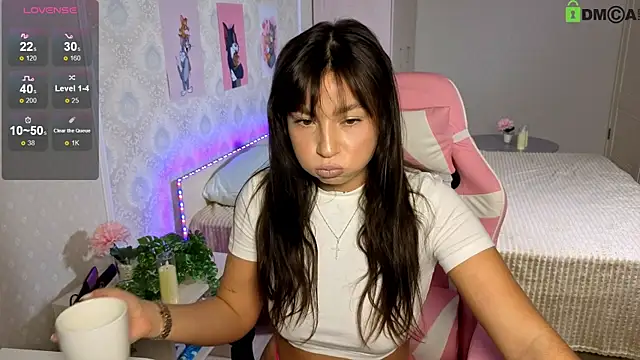 Tanita Moon 007 online show from May 8, 1:00 am
