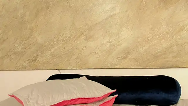 Snapshot of Isabelagomez2 chatting on April 8, 5:13 pm Isabelagomez2 online show from April 8, 5:13 pm