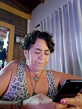 Snapshot of relaxnamaste chatting on April 17, 9:29 pm relaxnamaste online show from April 17, 9:29 pm