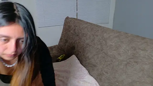 Snapshot of Lala_fluffy chatting on June 16, 8:44 pm Lala fluffy online show from June 16, 8:44 pm