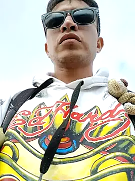 Snapshot of Angel_2-9 chatting on April 13, 7:41 pm Angel 2-9 online show from April 13, 7:41 pm