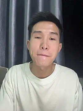 Snapshot of tuanhip chatting on April 5, 3:09 pm tuanhip online show from April 5, 3:09 pm