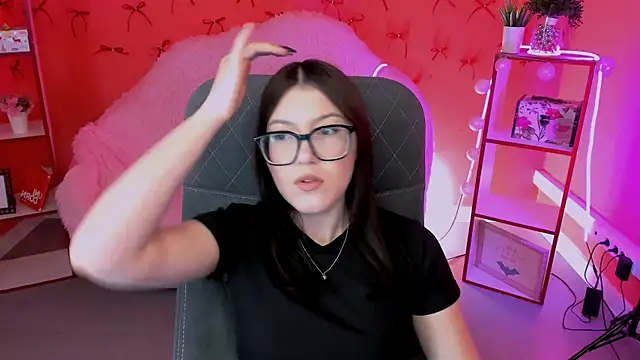 JennyGibson online show from May 13, 5:05 am