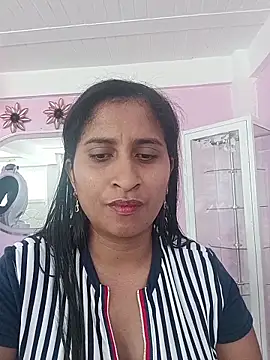 SofiaMendez1  online show from May 13, 2:58 pm