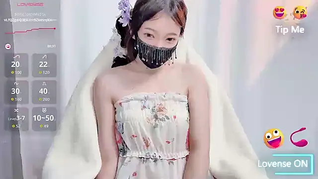 Snapshot of luckyuyu66 chatting on April 3, 12:36 pm luckyuyu66 online show from April 3, 12:36 pm